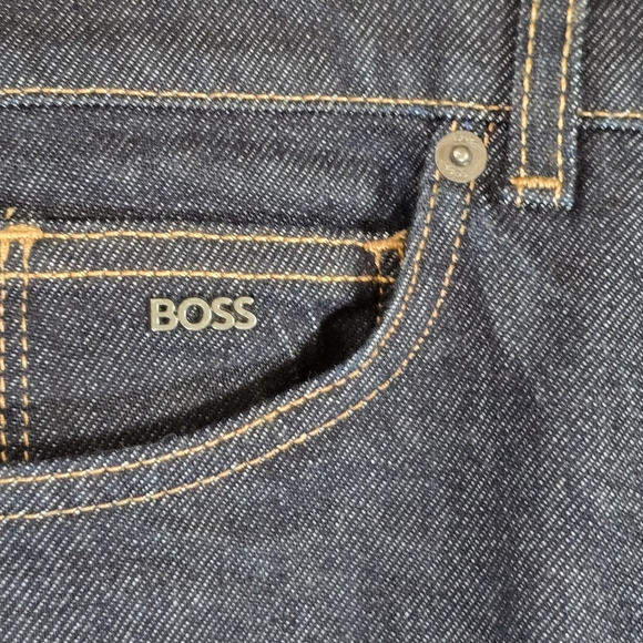 ✨️Boss "DieselStrasse 12" Jeans - Picture 4 of 9